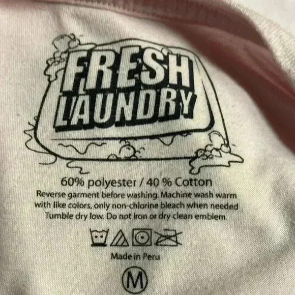 Fresh laundry women’s size medium pink young and wild long sleeve T-shirt. - Picture 4 of 4